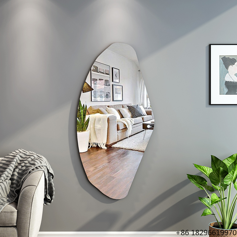 Smart Home Uses - Slanke, frameloze, onregelmatige, lange wandspiegel, modern,